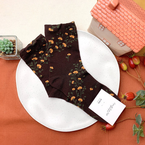 Socken Blumenprint - braun - made in Korea - Shopko